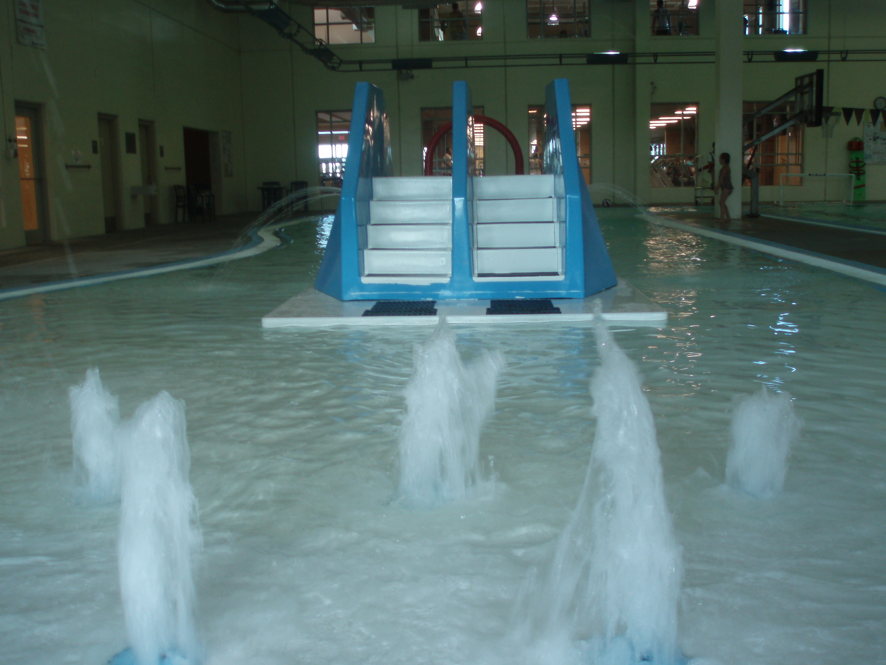 Swimming Pool Splash Pad